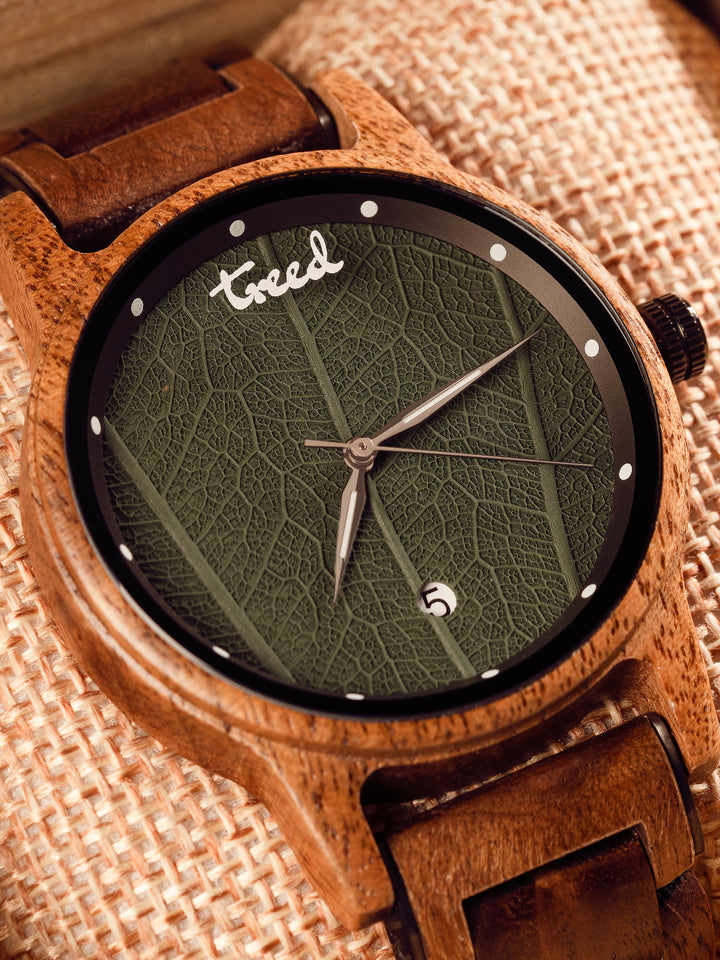 Close-up of genuine coloured leaf dial on Treed GROOVE (Walnut) watch