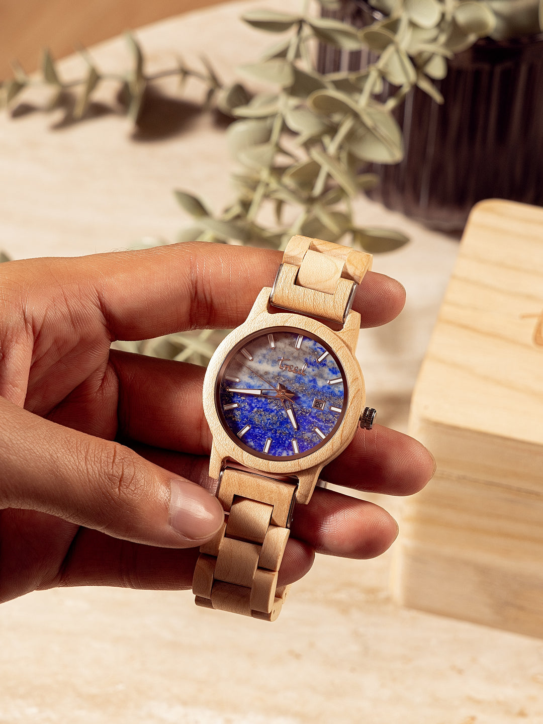 Maple wooden watch with lapis lazuli dial styled for everyday wear
