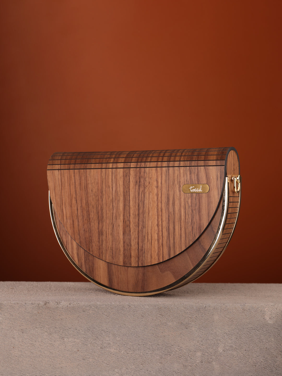 treed_ornate_walnut_wood_luxury_handbag_for_women_Wooden_Handbag